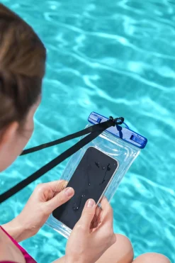 Bestway Pool Accessories<H2Ogo! Splash Guard Waterproof Smart Phone Case, Most Iphone/ Samsung/ Android Phones Up To 7" Long